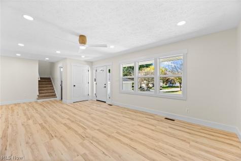 454 Westwood Avenue Wadsworth OH 44281