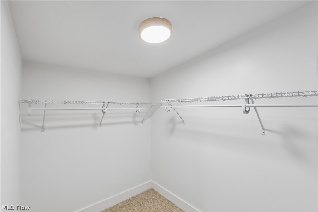 1285 Saint Charles Avenue Lakewood OH 44107