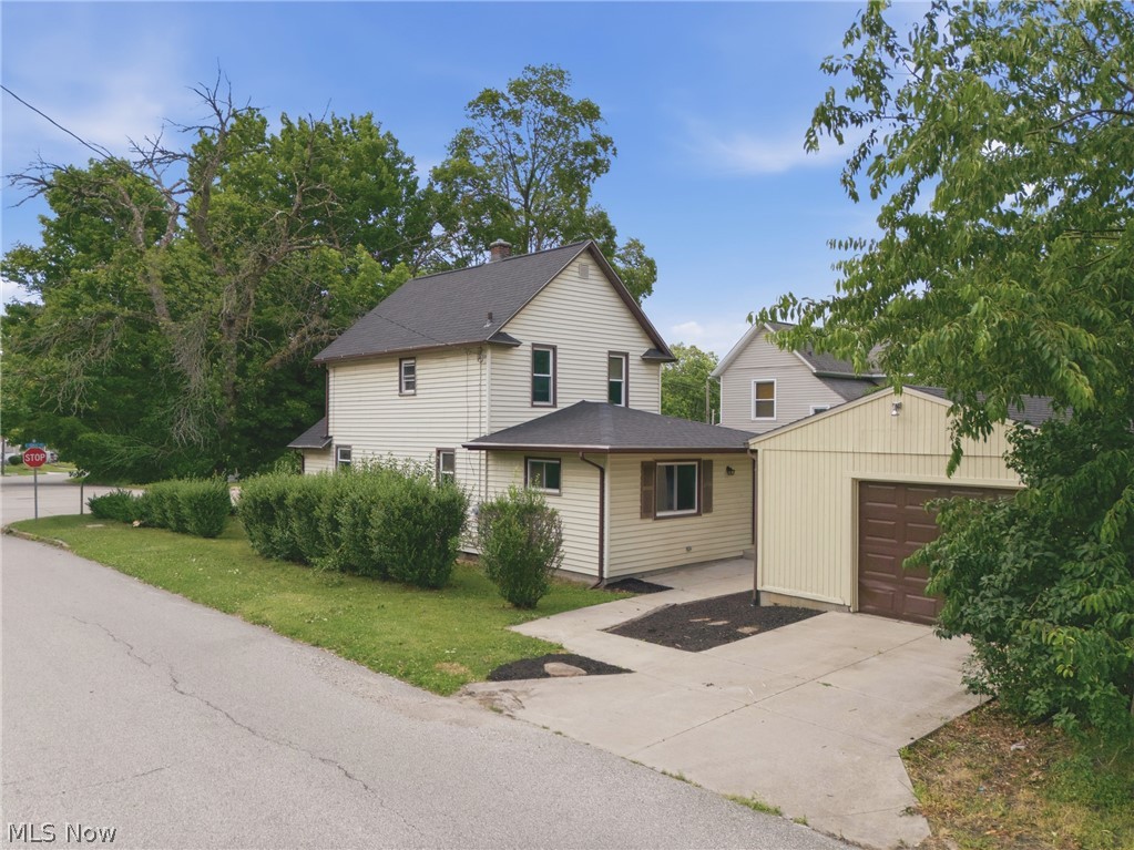 123 E State Street Barberton OH 44203