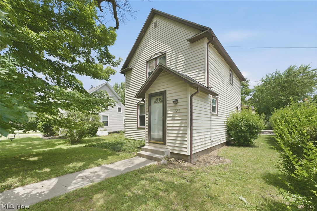 123 E State Street Barberton OH 44203