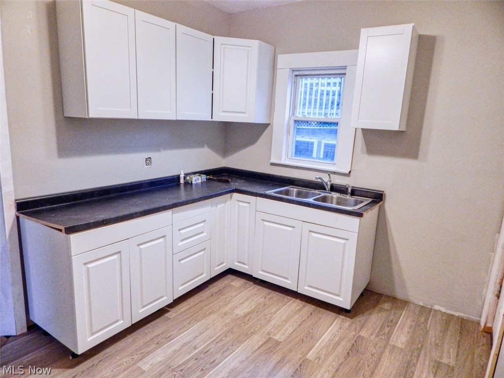 836 5th Avenue Akron OH 44306