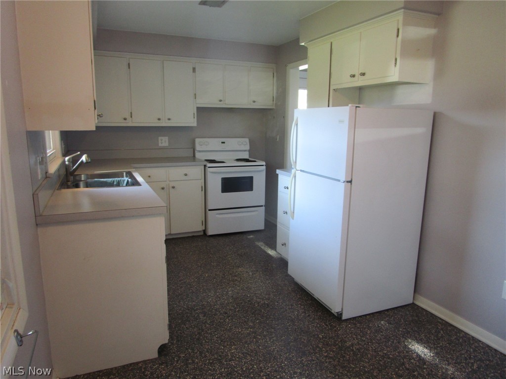 389 Jackson Street Conneaut OH 44030