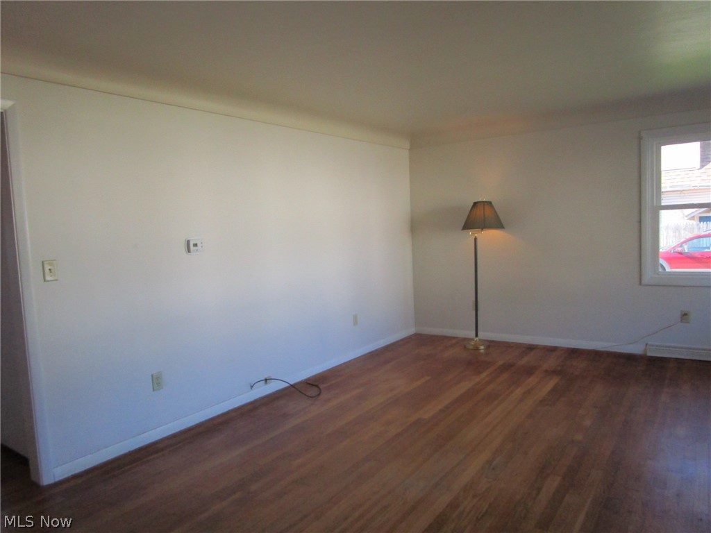 389 Jackson Street Conneaut OH 44030