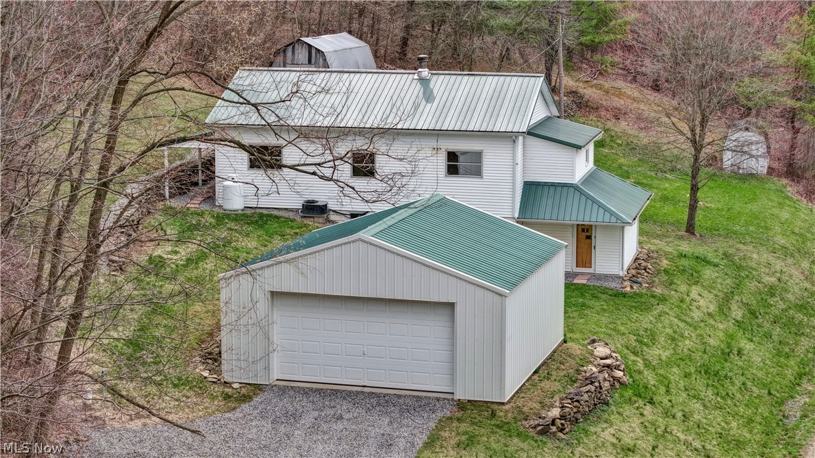 12413 Lick Run Road Newcomerstown OH 43832