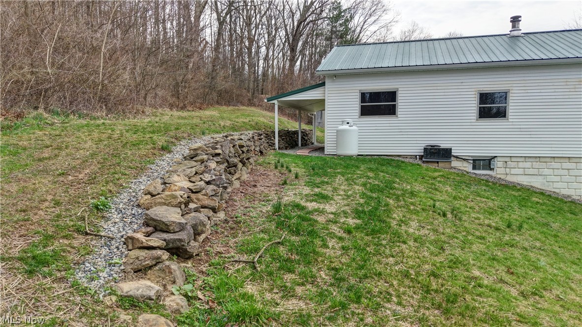 12413 Lick Run Road Newcomerstown OH 43832