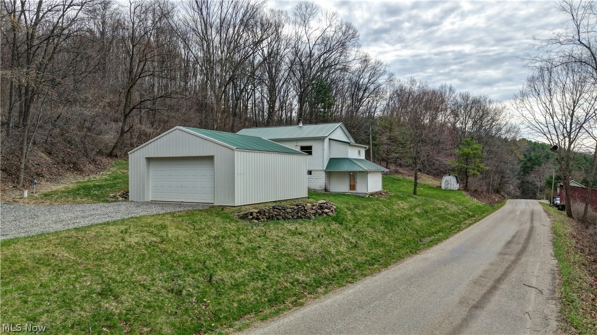 12413 Lick Run Road Newcomerstown OH 43832