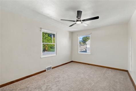 4194 W 59th Street Cleveland OH 44144