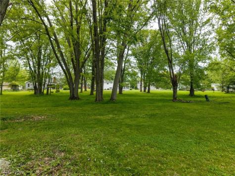 20252 Birchwood Lane Strongsville OH 44149