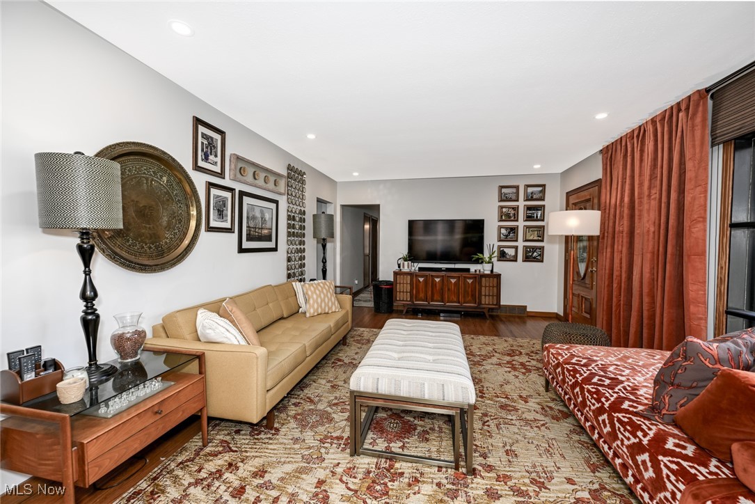 1005 Wolf Drive Broadview Heights OH 44147