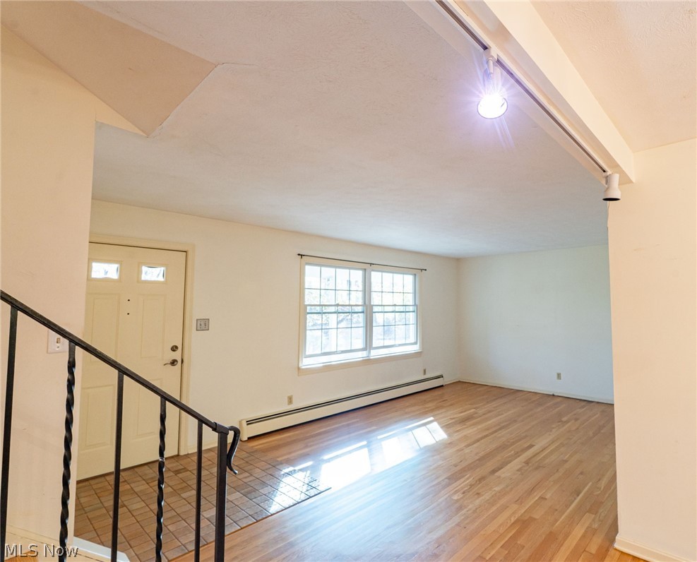 8774 Carmichael Drive Chesterland OH 44026