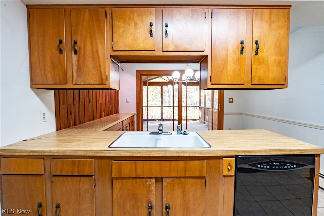 8774 Carmichael Drive Chesterland OH 44026