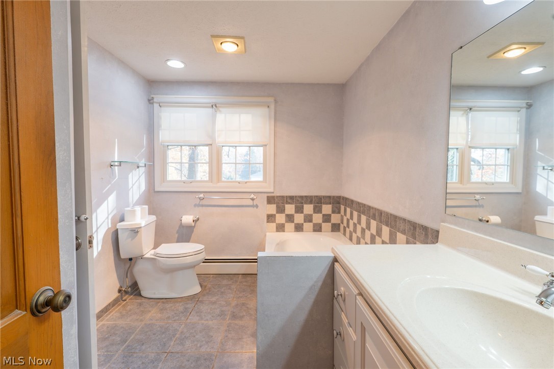 8774 Carmichael Drive Chesterland OH 44026