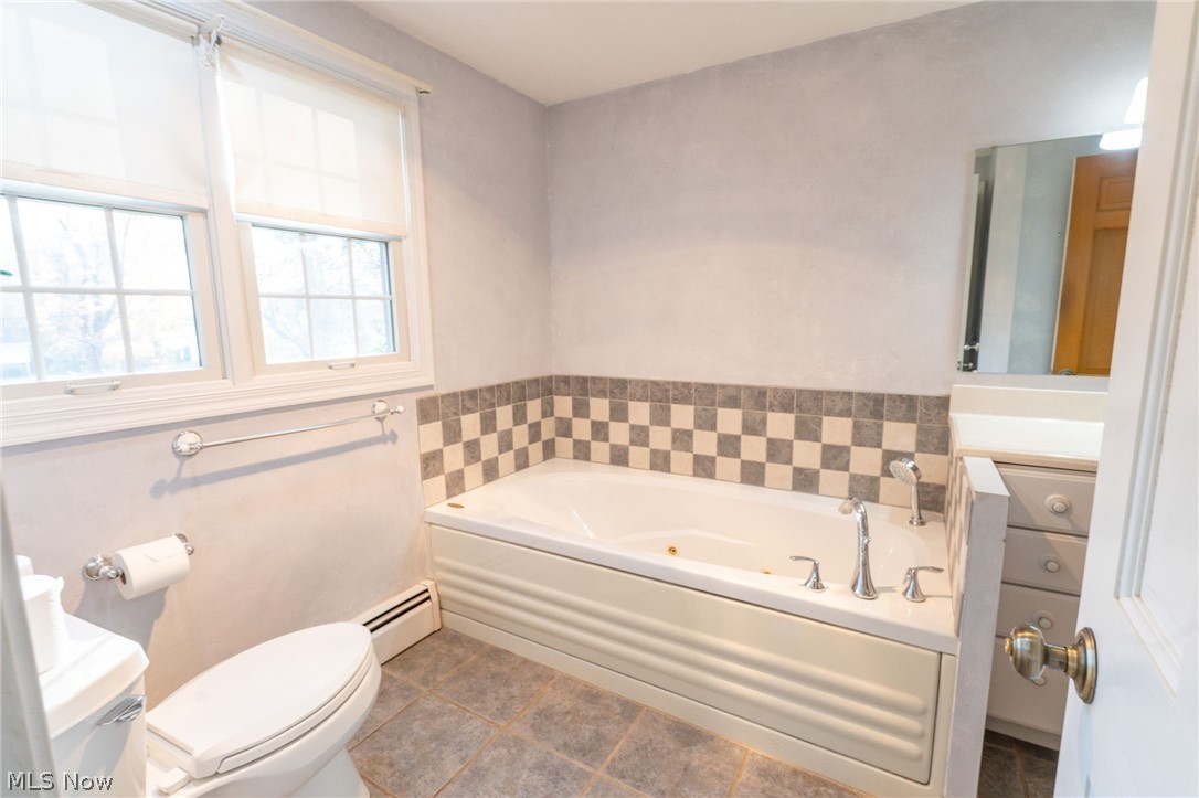 8774 Carmichael Drive Chesterland OH 44026