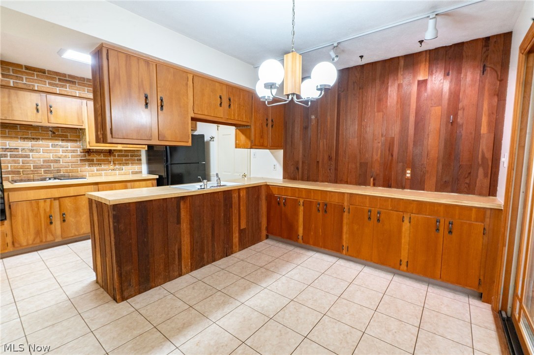 8774 Carmichael Drive Chesterland OH 44026