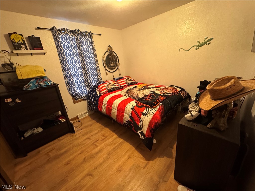 1105 Pacific Road NE Carrollton OH 44615