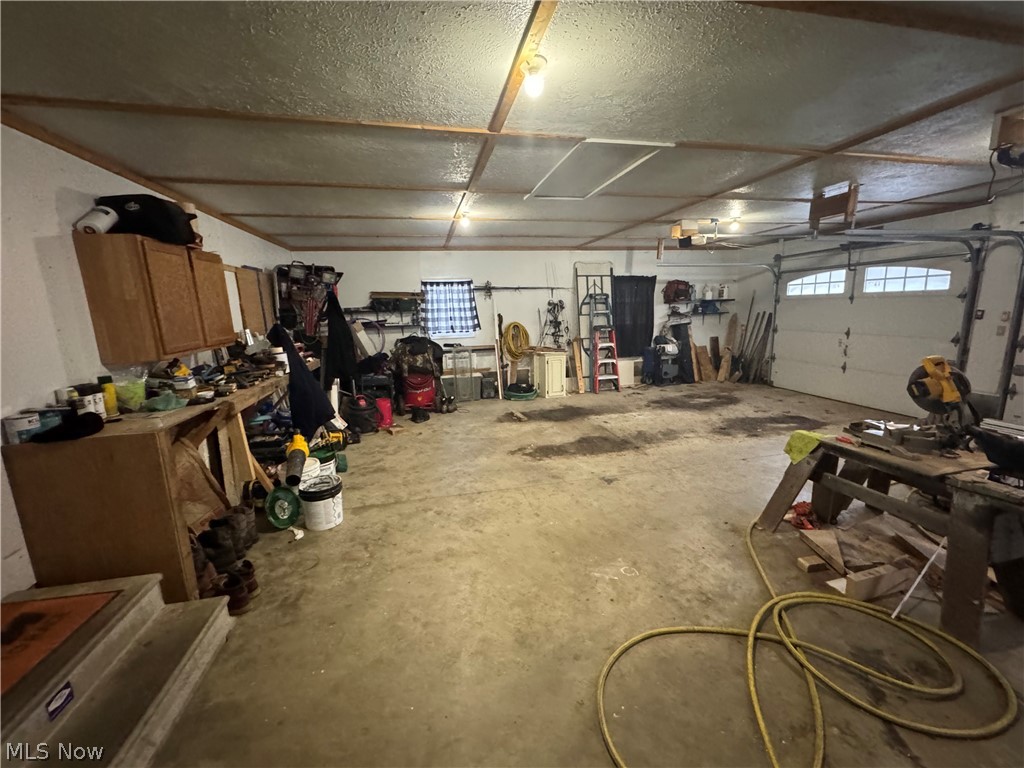 1105 Pacific Road NE Carrollton OH 44615