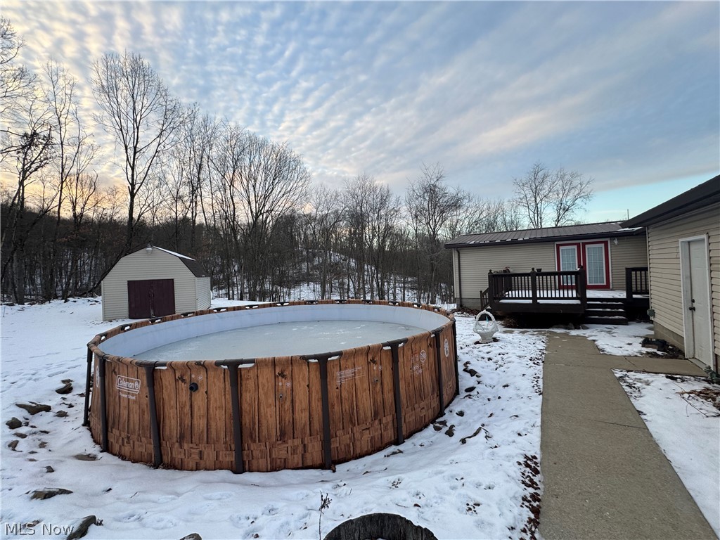 1105 Pacific Road NE Carrollton OH 44615