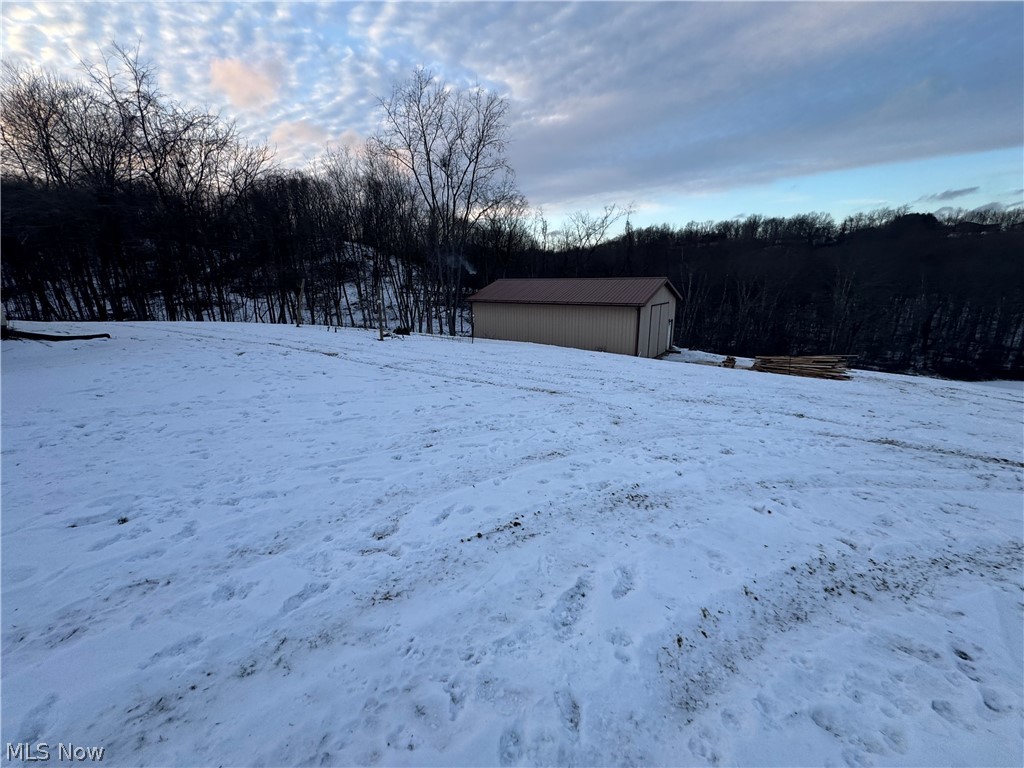 1105 Pacific Road NE Carrollton OH 44615