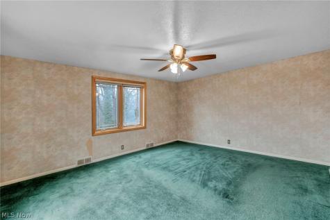 160 River Road Hinckley OH 44233