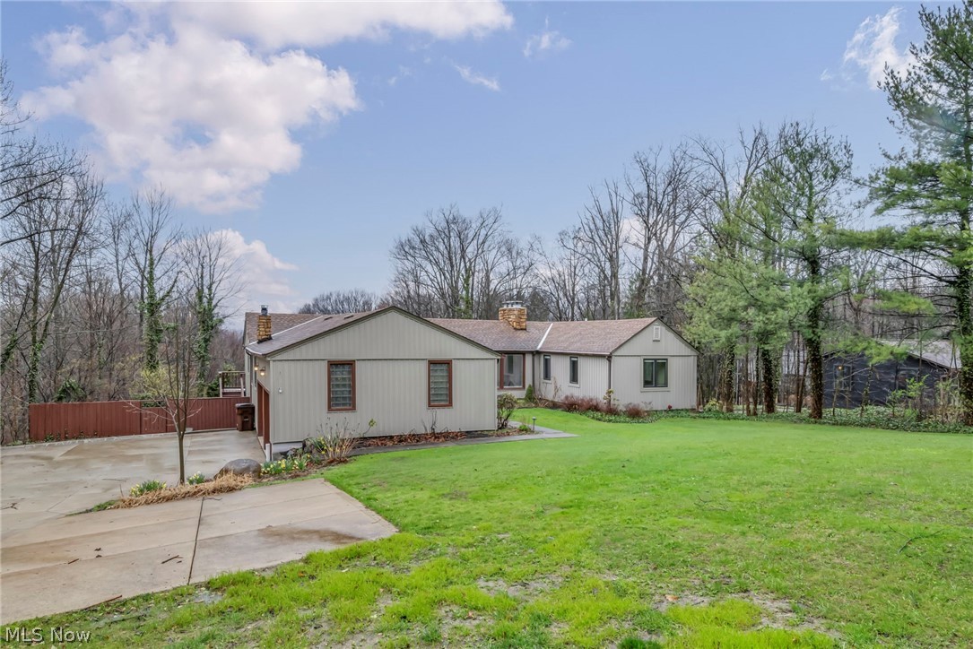 160 River Road Hinckley OH 44233