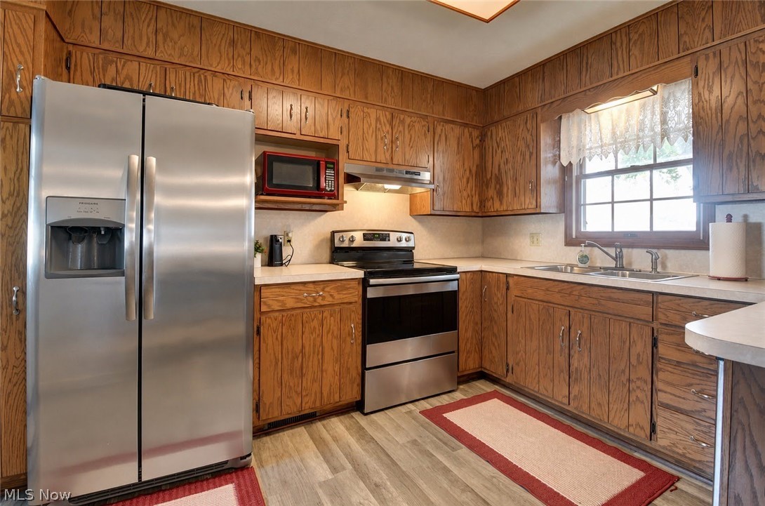 328 10th Street NW New Philadelphia OH 44663