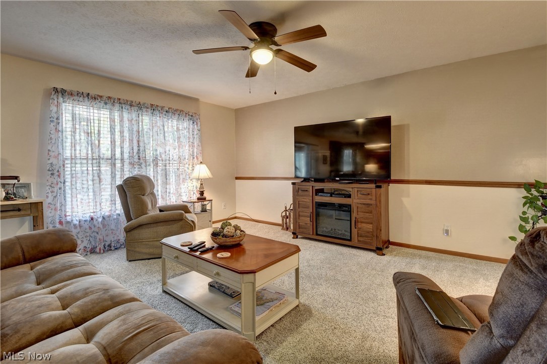 328 10th Street NW New Philadelphia OH 44663