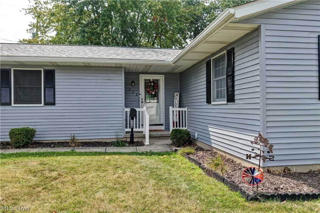 328 10th Street NW New Philadelphia OH 44663