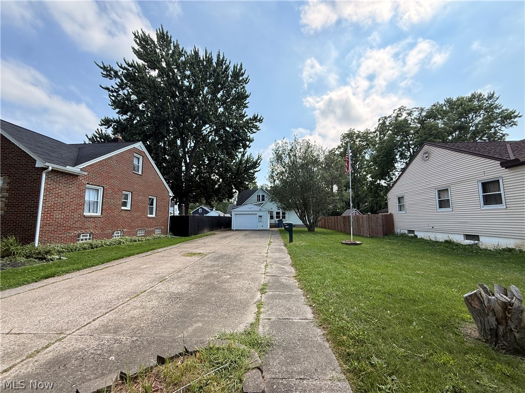 1868 E 34th Street Lorain OH 44055