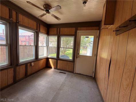 1868 E 34th Street Lorain OH 44055