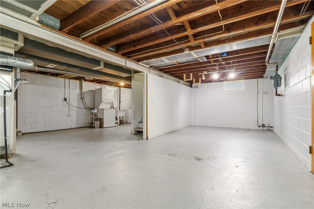 222 State Avenue NE Massillon OH 44646