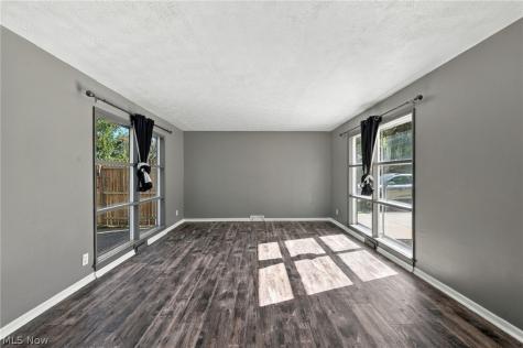 6410 Newland Drive Parma Heights OH 44130
