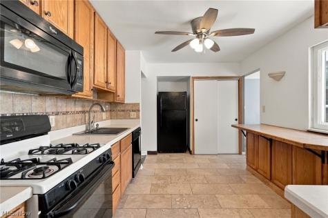 6410 Newland Drive Parma Heights OH 44130