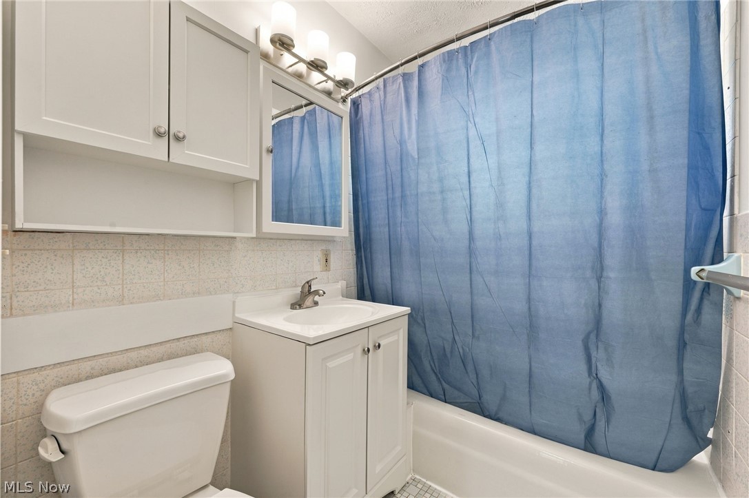 6410 Newland Drive Parma Heights OH 44130