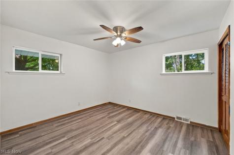 6410 Newland Drive Parma Heights OH 44130