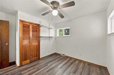 6410 Newland Drive Parma Heights OH 44130