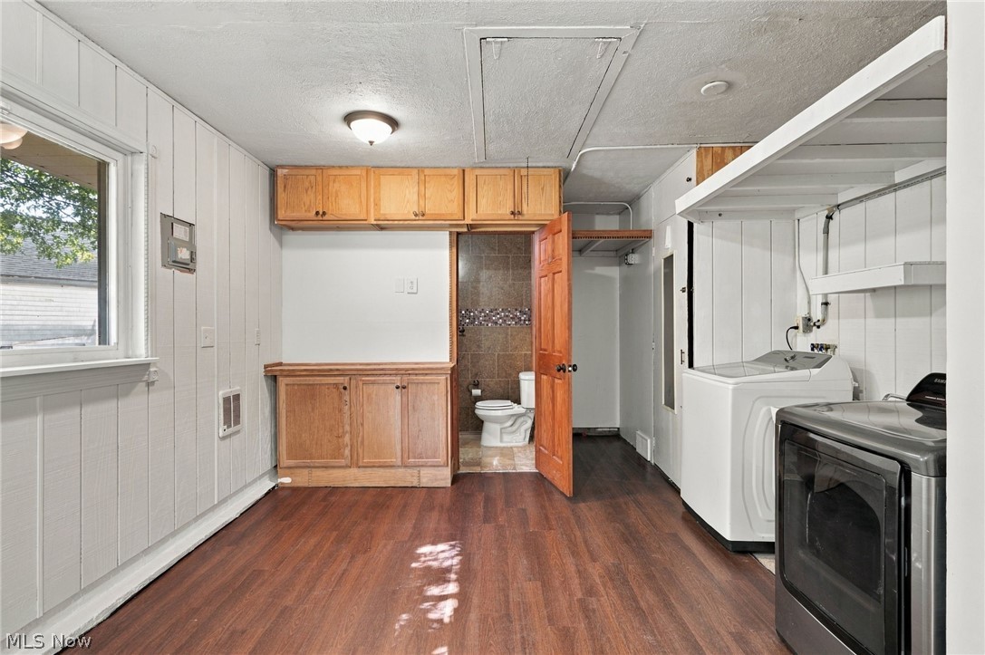 6410 Newland Drive Parma Heights OH 44130