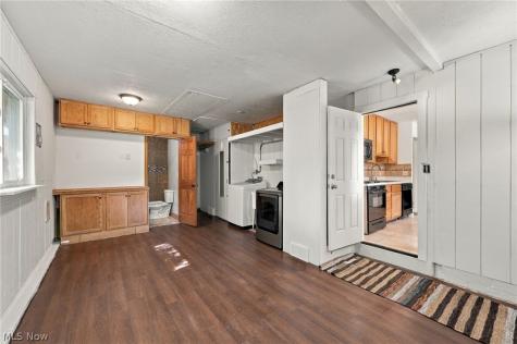 6410 Newland Drive Parma Heights OH 44130