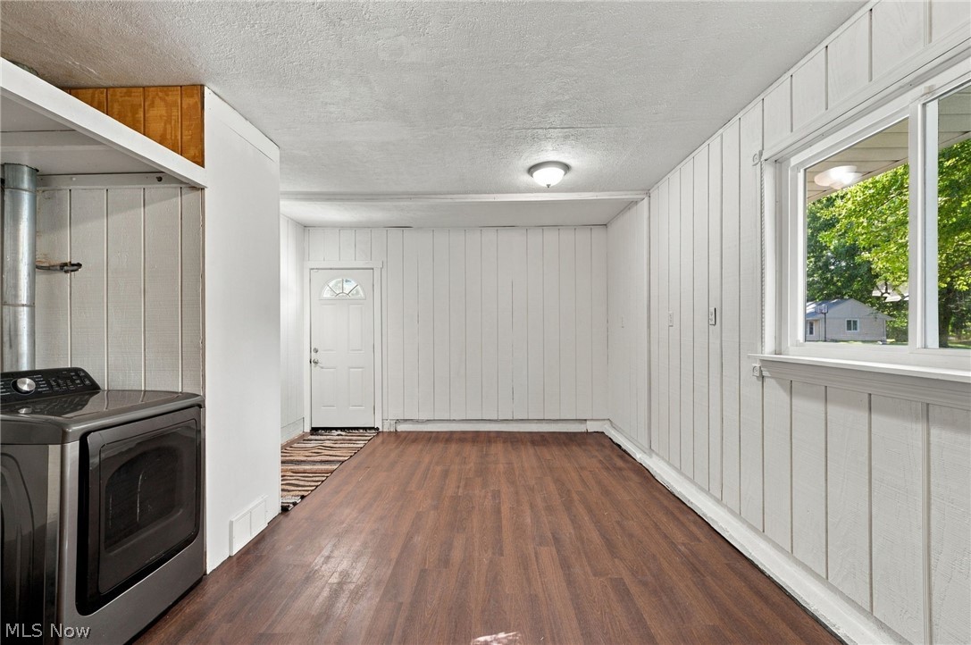 6410 Newland Drive Parma Heights OH 44130