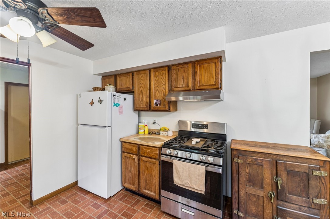 4905 Jody Lynn Drive Mentor OH 44060