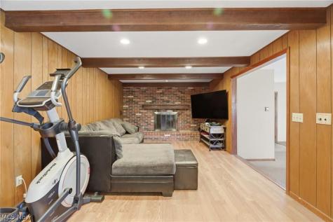 372 Briar Lake Drive Elyria OH 44035