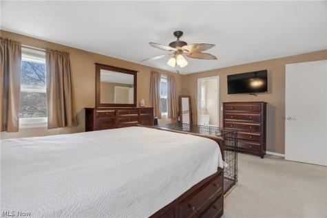 372 Briar Lake Drive Elyria OH 44035