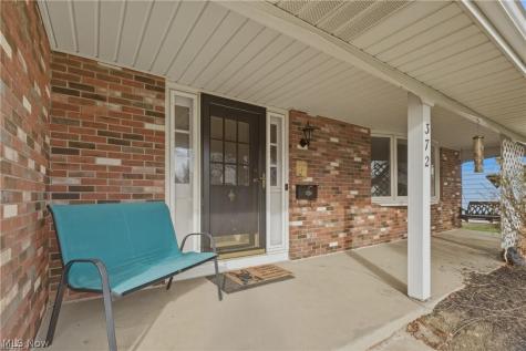 372 Briar Lake Drive Elyria OH 44035