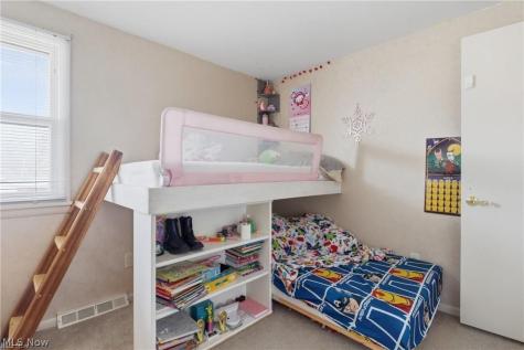 372 Briar Lake Drive Elyria OH 44035