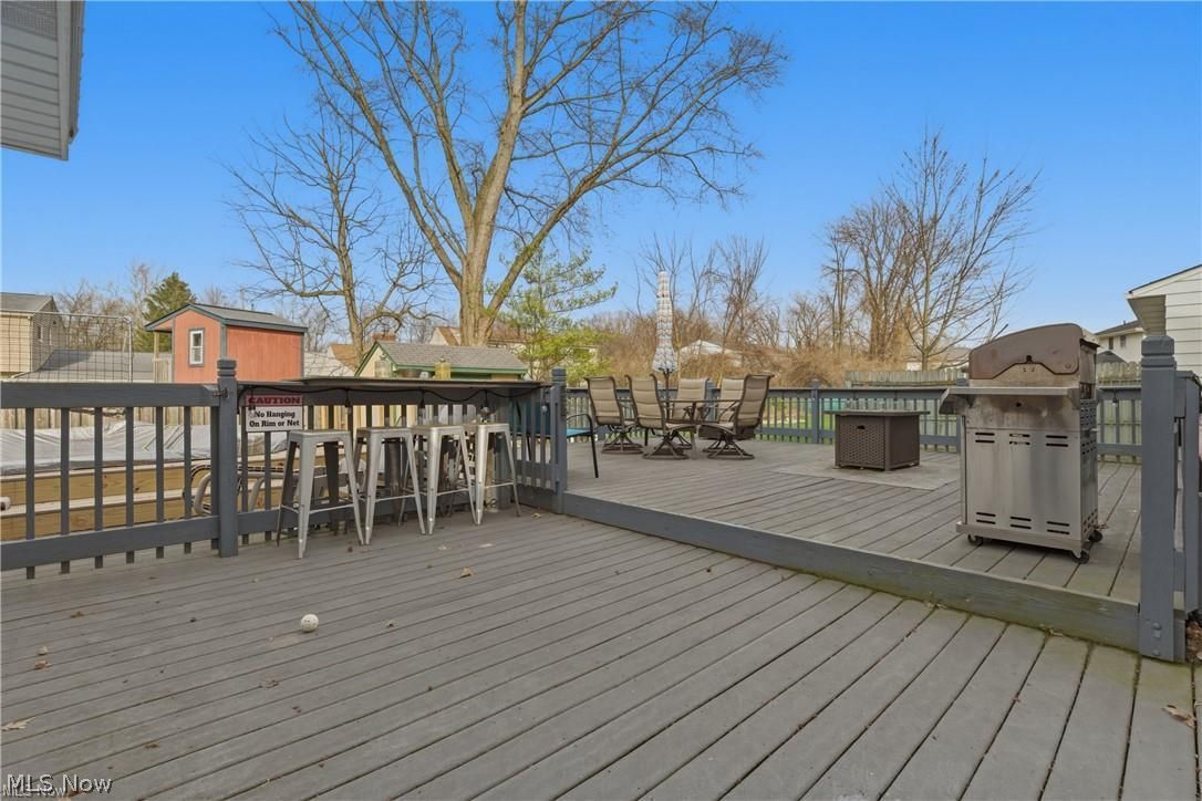 372 Briar Lake Drive Elyria OH 44035