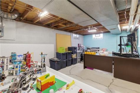 372 Briar Lake Drive Elyria OH 44035