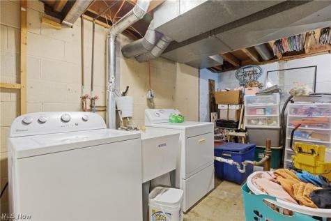 372 Briar Lake Drive Elyria OH 44035