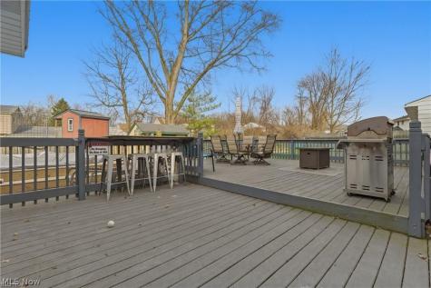 372 Briar Lake Drive Elyria OH 44035