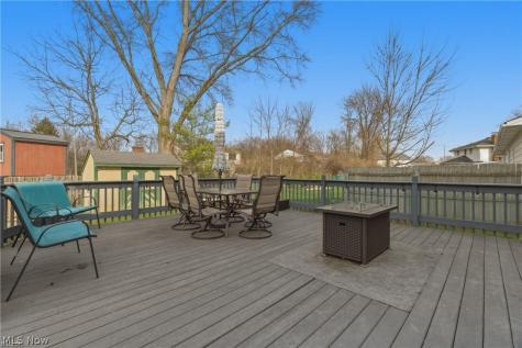 372 Briar Lake Drive Elyria OH 44035