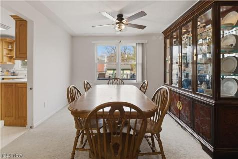 372 Briar Lake Drive Elyria OH 44035