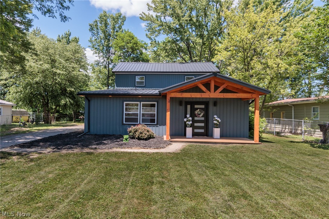 35032 East Road Grafton OH 44044